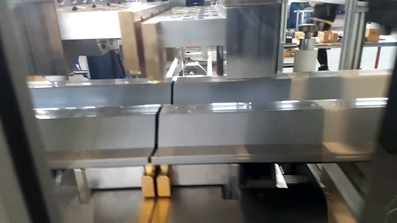 This is the heated blade we’ll be cutting with 02